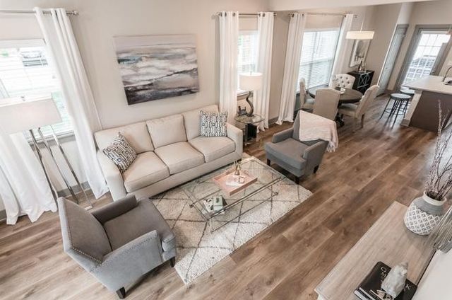 643 Bristol Creek Dr, Nashville, TN 37221