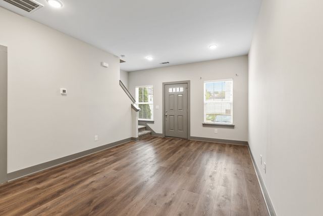 643 Bristol Creek Dr, Nashville, TN 37221