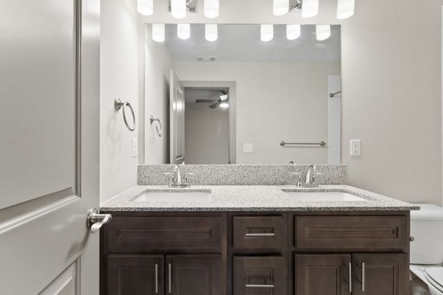 643 Bristol Creek Dr, Nashville, TN 37221