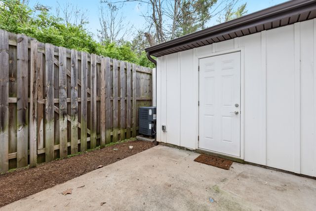 643 Bristol Creek Dr, Nashville, TN 37221