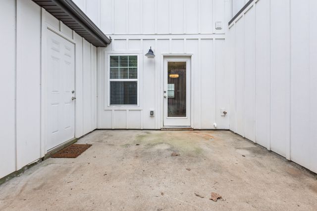 643 Bristol Creek Dr, Nashville, TN 37221