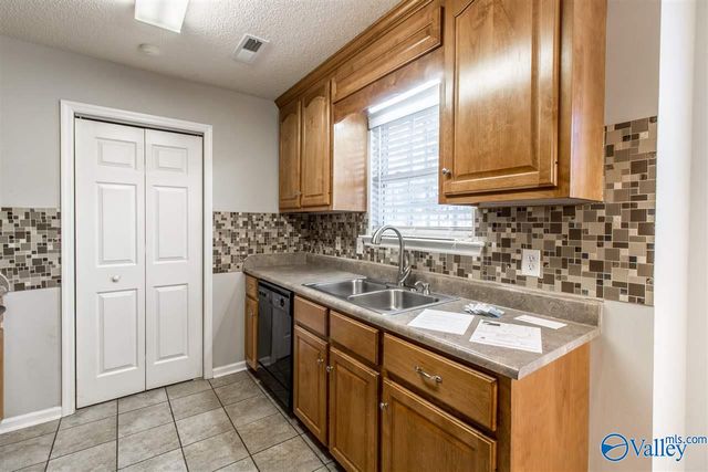 123 Ann Bradley Drive, Huntsville, AL 35811