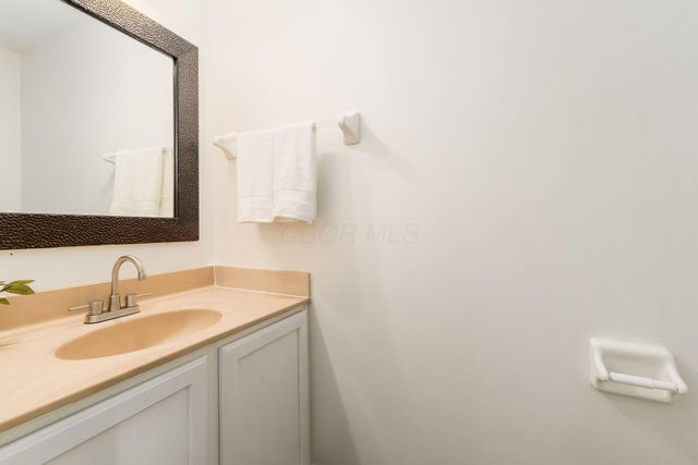 2966 Cordella Street, Blacklick, OH 43004