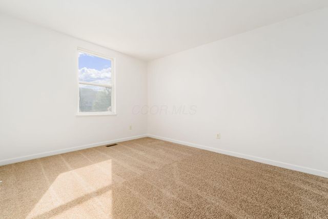 2966 Cordella Street, Blacklick, OH 43004