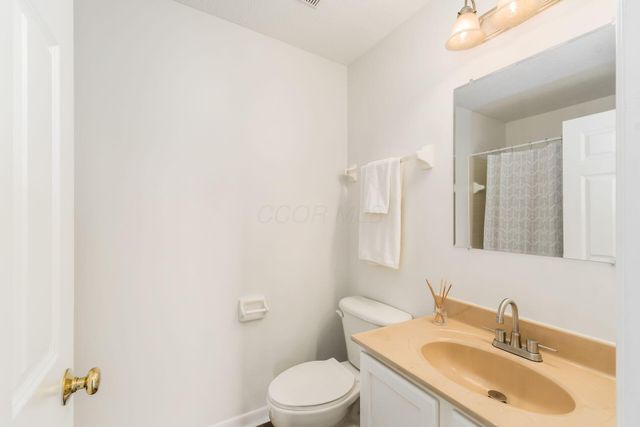 2966 Cordella Street, Blacklick, OH 43004