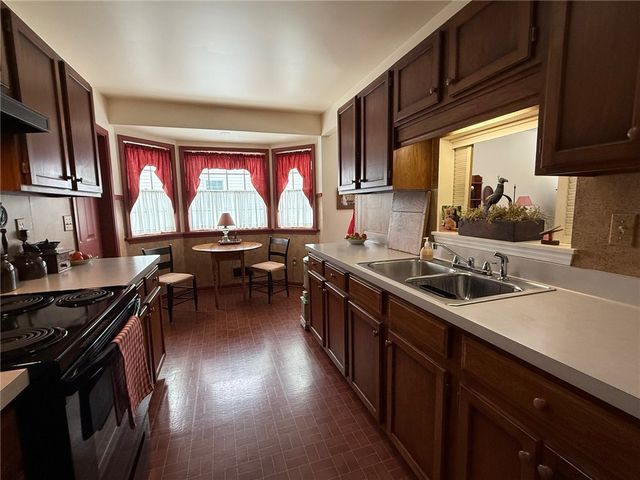 53 Freedom Pond Lane, Chili, NY 14514