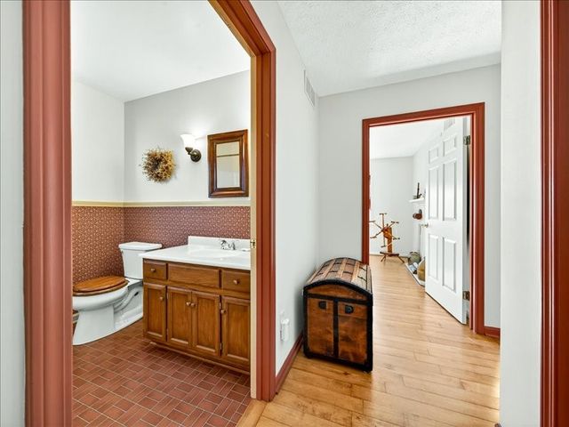 53 Freedom Pond Lane, Chili, NY 14514