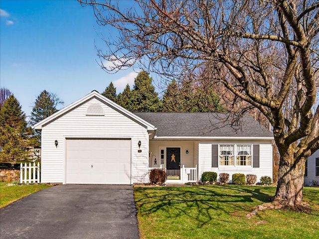 53 Freedom Pond Lane, Chili, NY 14514