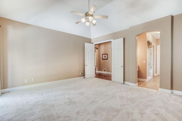 1165 N Fairfax Avenue, Clovis, CA 93611