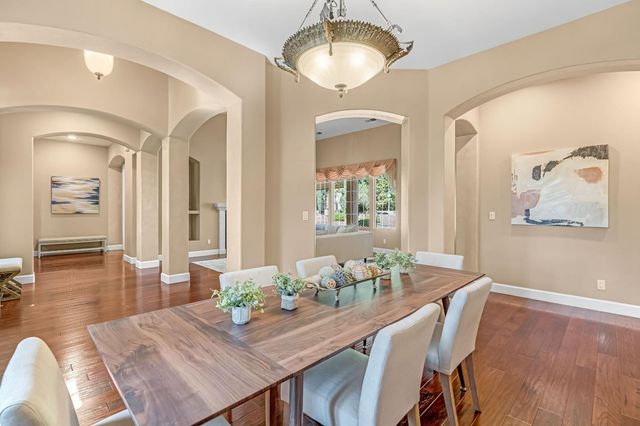 1165 N Fairfax Avenue, Clovis, CA 93611