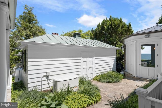 747 BYWATER RD, Gibson Island, MD 21056