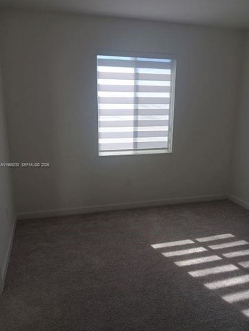 689 SE 13th St Cir, Homestead, FL 33034