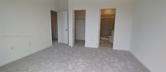 689 SE 13th St Cir, Homestead, FL 33034