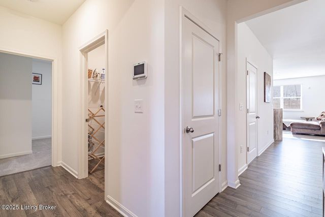 5804 Kellie Woods Dr, Louisville, KY 40258