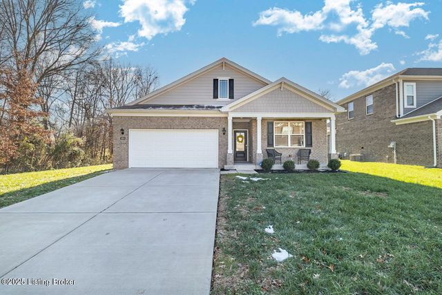 5804 Kellie Woods Dr, Louisville, KY 40258