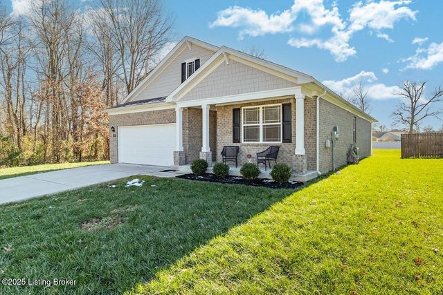 5804 Kellie Woods Dr, Louisville, KY 40258