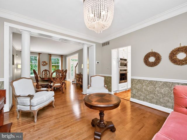 348 DRUMMERS LN, Phoenixville, PA 19460