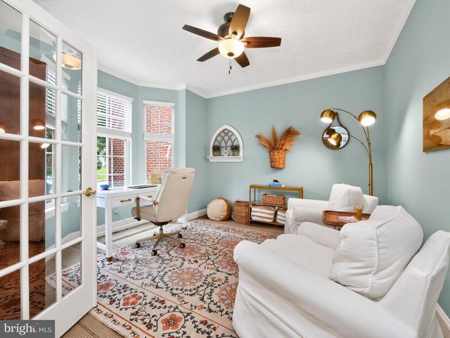 348 DRUMMERS LN, Phoenixville, PA 19460