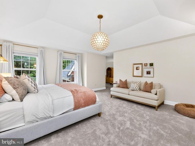 348 DRUMMERS LN, Phoenixville, PA 19460