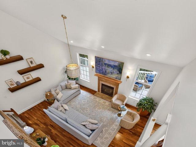 348 DRUMMERS LN, Phoenixville, PA 19460