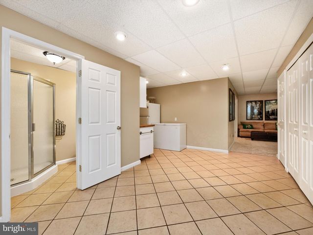 348 DRUMMERS LN, Phoenixville, PA 19460