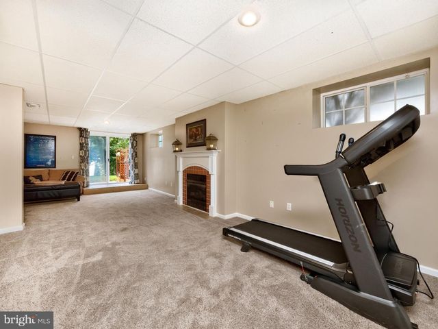 348 DRUMMERS LN, Phoenixville, PA 19460