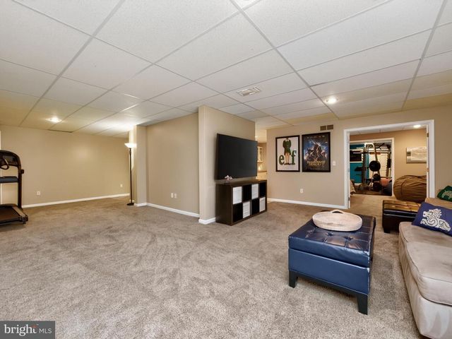 348 DRUMMERS LN, Phoenixville, PA 19460