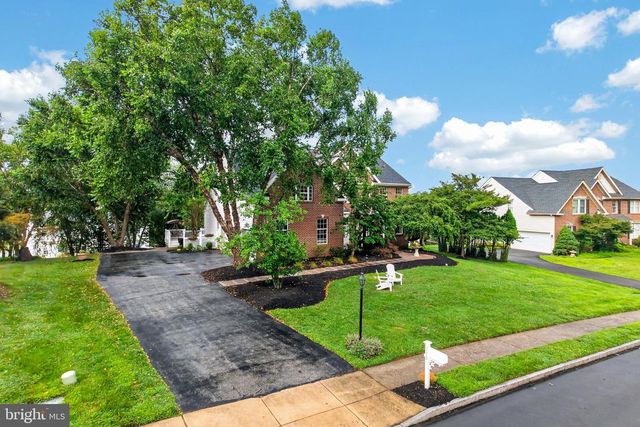 348 DRUMMERS LN, Phoenixville, PA 19460