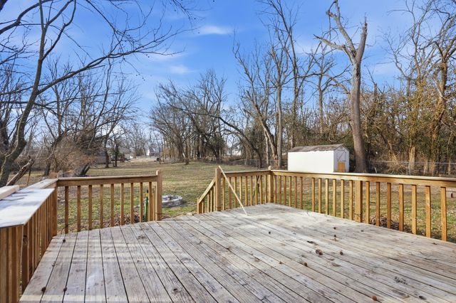 1504 W Loren Street, Springfield, MO 65807