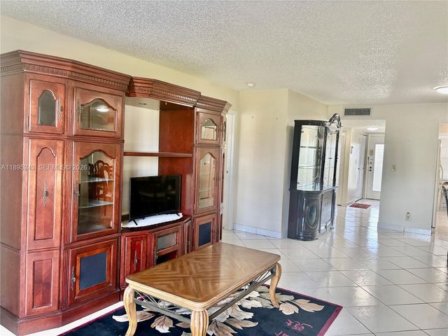 8105 NW 61st Street A312, Tamarac, FL 33321