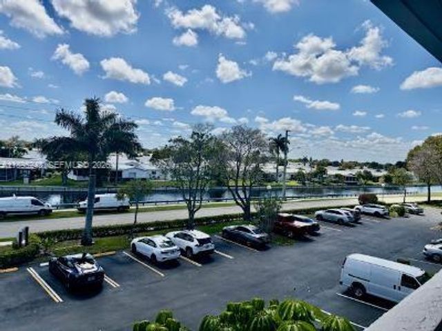 8105 NW 61st Street A312, Tamarac, FL 33321