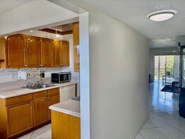 8105 NW 61st Street A312, Tamarac, FL 33321