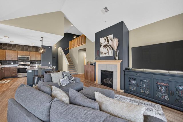 3160 S High Point Road, Madison, WI 53719
