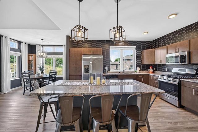 3160 S High Point Road, Madison, WI 53719