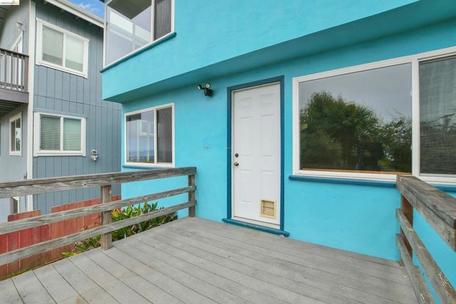 6556 Claremont Ave, Richmond, CA 94805