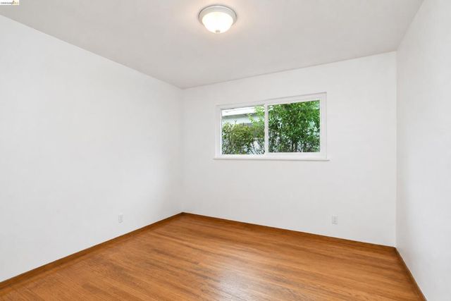 6556 Claremont Ave, Richmond, CA 94805