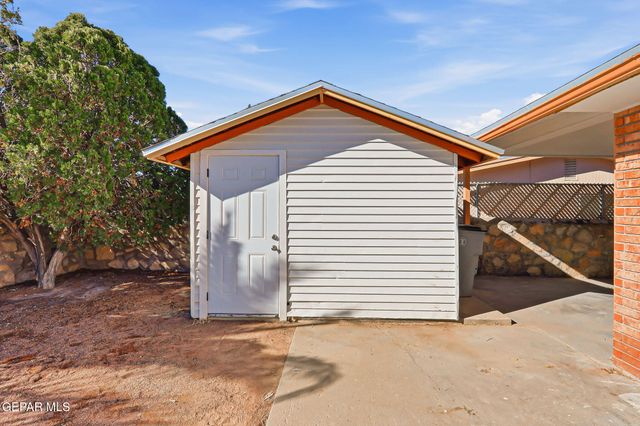 10716 Tony Jacklin Drive, El Paso, TX 79935