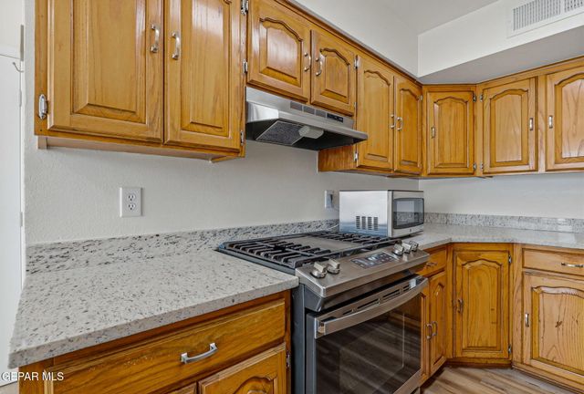 10716 Tony Jacklin Drive, El Paso, TX 79935