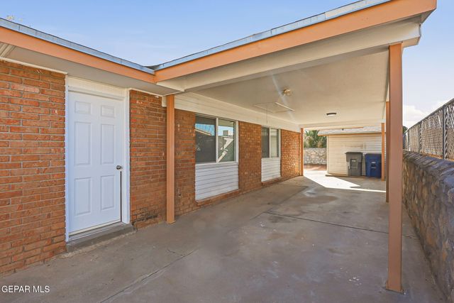 10716 Tony Jacklin Drive, El Paso, TX 79935