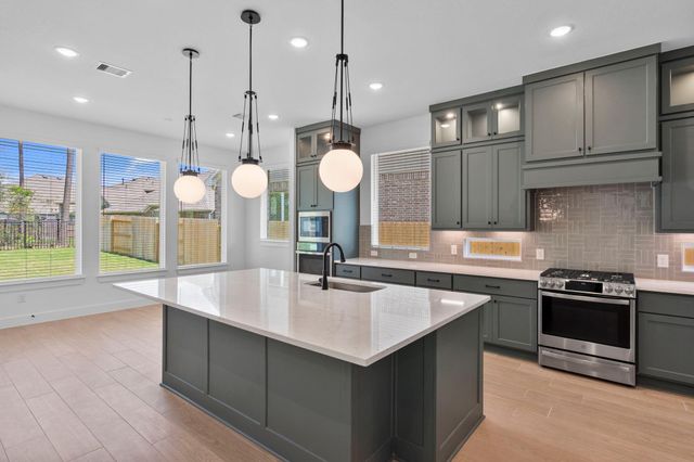 16019 Mahogany Mist Drive, Conroe, TX 77302