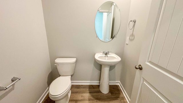 4026 Red Hawk Rd, Columbia, TN 38401