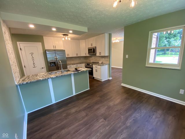 35 Fairwood Drive, Brownsburg, IN 46112