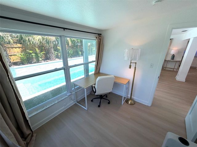 5813 26TH AVENUE N, St Petersburg, FL 33710