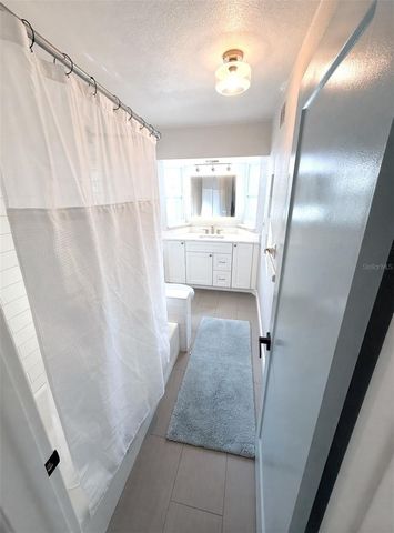 5813 26TH AVENUE N, St Petersburg, FL 33710