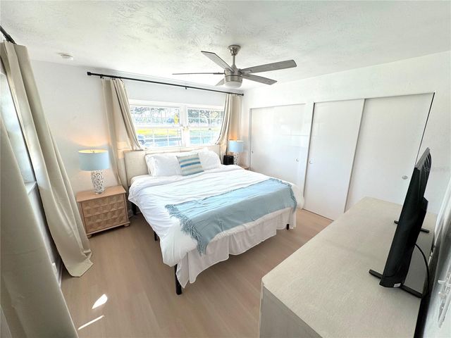 5813 26TH AVENUE N, St Petersburg, FL 33710