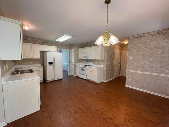 3409 White Sands Way, Suwanee, GA 30024