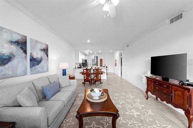 18114 GAWTHROP DRIVE 105, Bradenton, FL 34211