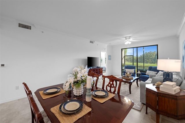 18114 GAWTHROP DRIVE 105, Bradenton, FL 34211