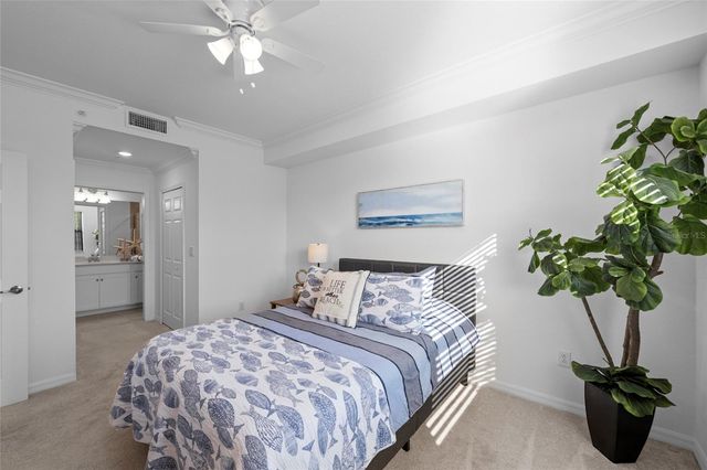 18114 GAWTHROP DRIVE 105, Bradenton, FL 34211