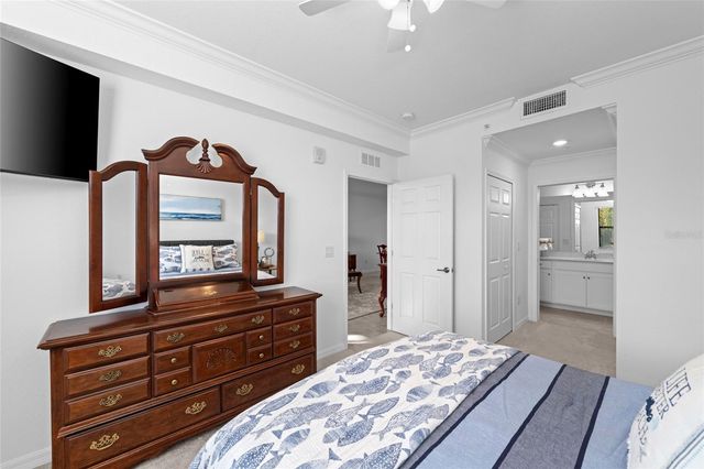 18114 GAWTHROP DRIVE 105, Bradenton, FL 34211